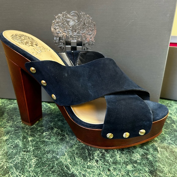 New Vince Camuto suede platforms! - Picture 5 of 5